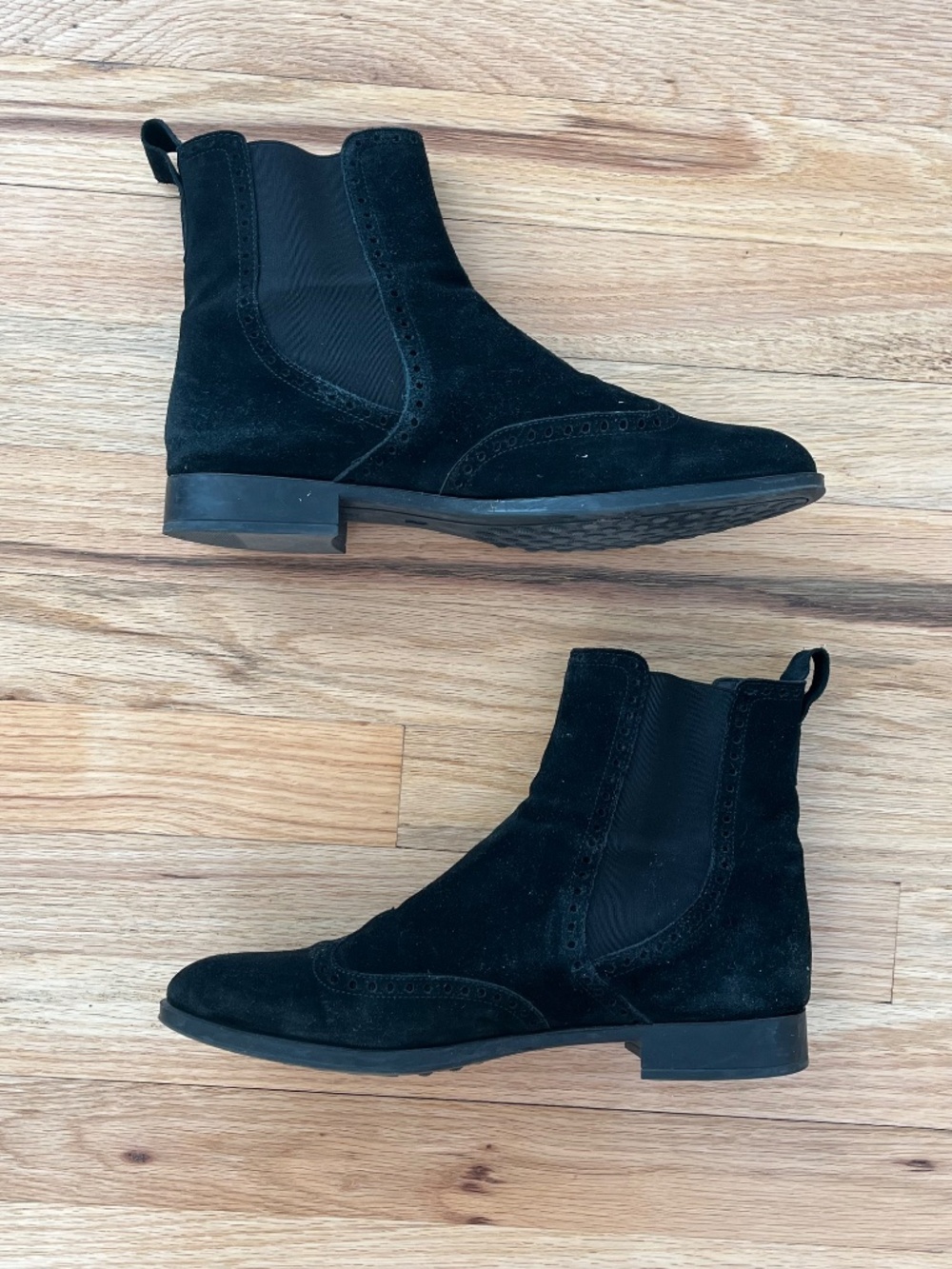 Pretty Ballerinas Black Suede Chelsea Boots Wingtip Brogue Size 9